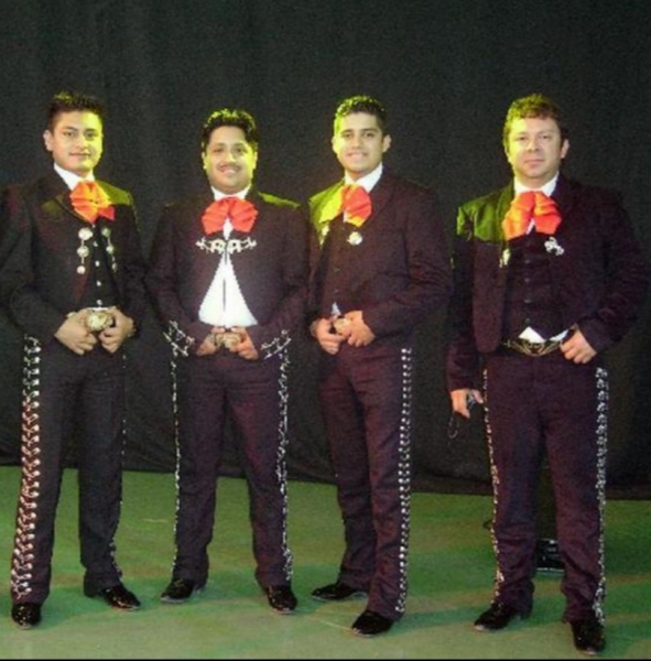 Mariachis músicos bodas fiestas eventos 